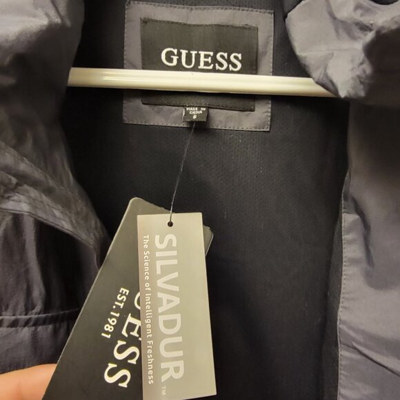 Authentic Guess light Jacket Mens - Picture 5 of 6